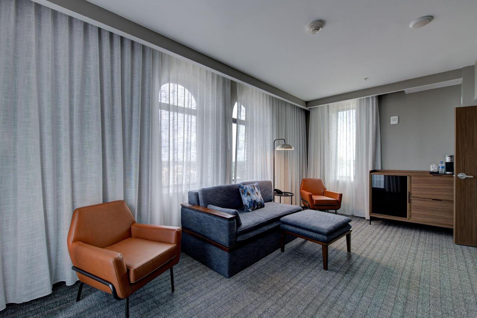 The Threefoot Hotel, Meridian, A Tribute Portfolio Hotel Exterior foto